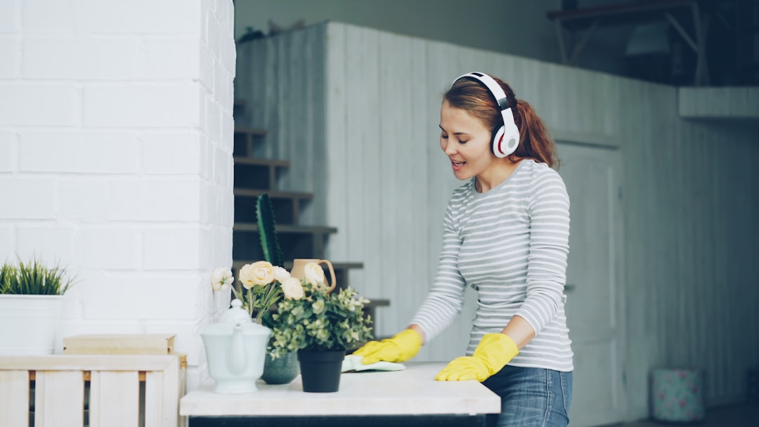 How to Create a Cleaning Schedule That Works for You