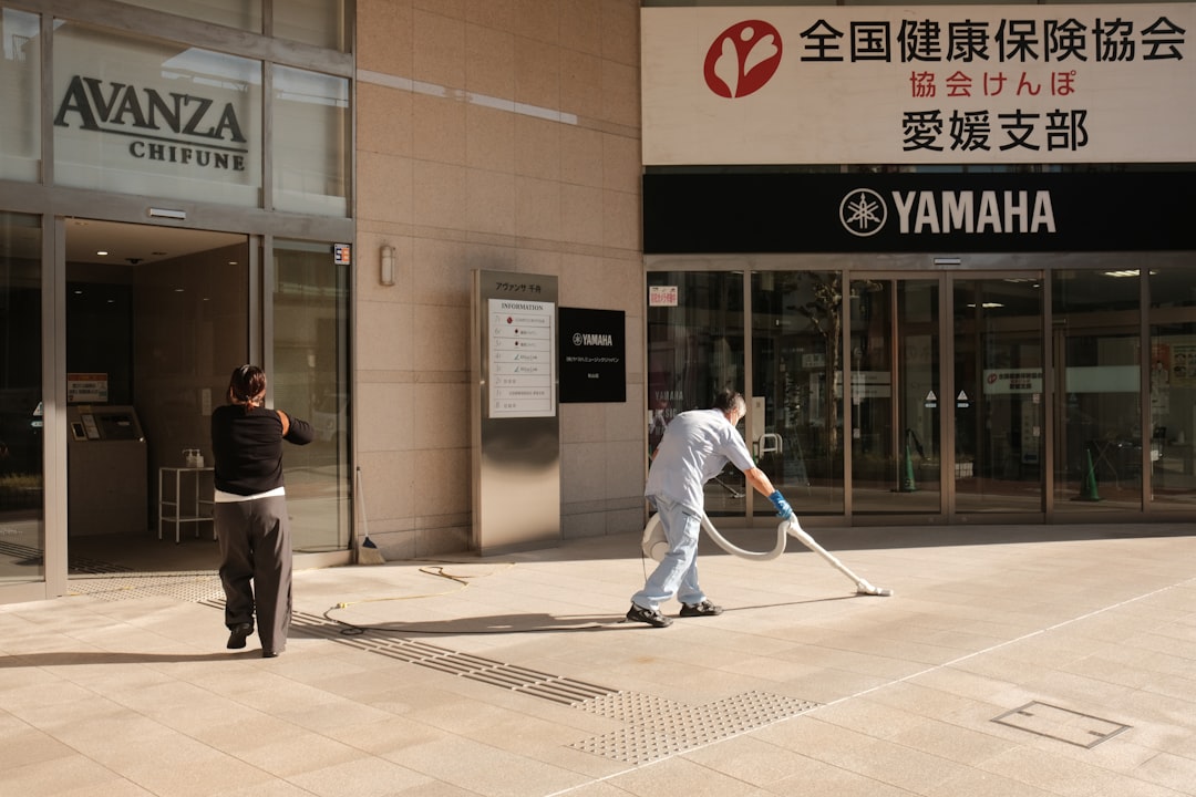 Top Five Reasons to Hire a Cleaning Service Today